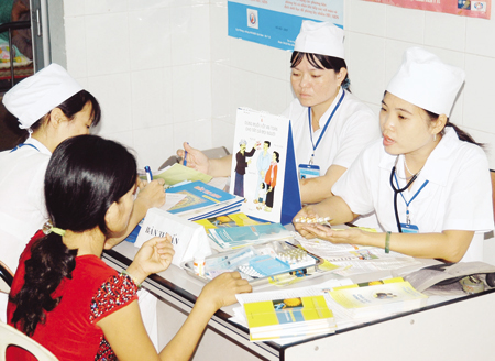 Hòa Bình Từng bước cải thiện chất lượng công tác chăm sóc sức khỏe sinh sản